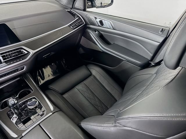 Used 2020 BMW X7 xDrive40i w/ M Sport Package AWD/4WD image 25