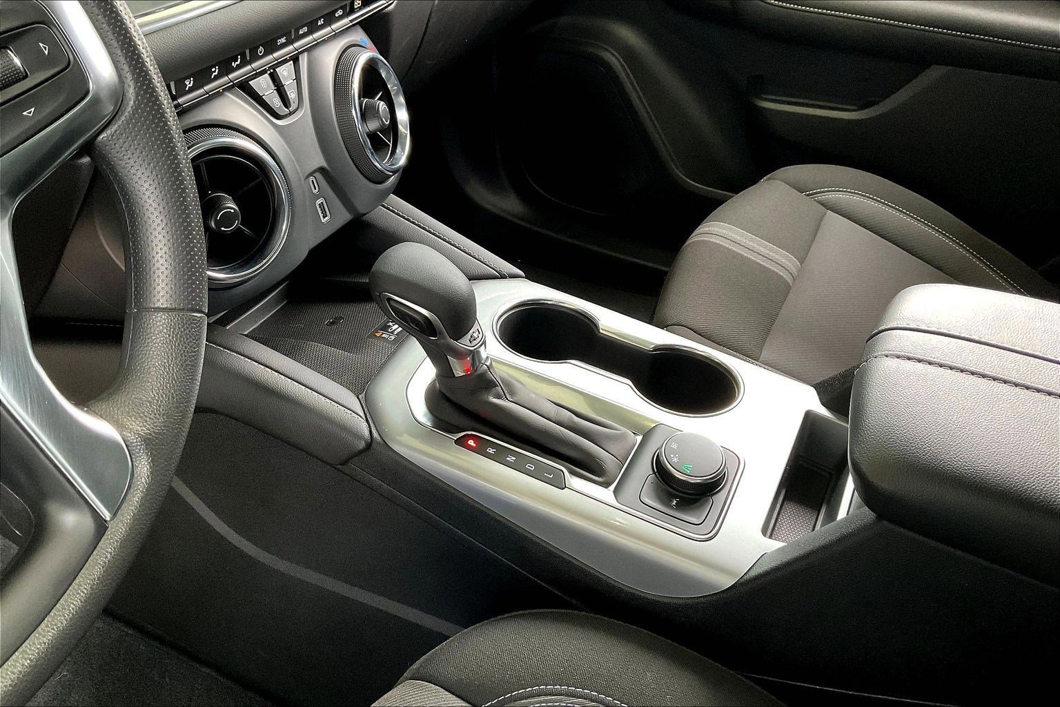 Used 2024 Chevrolet Blazer LT w/ Convenience Package image 17