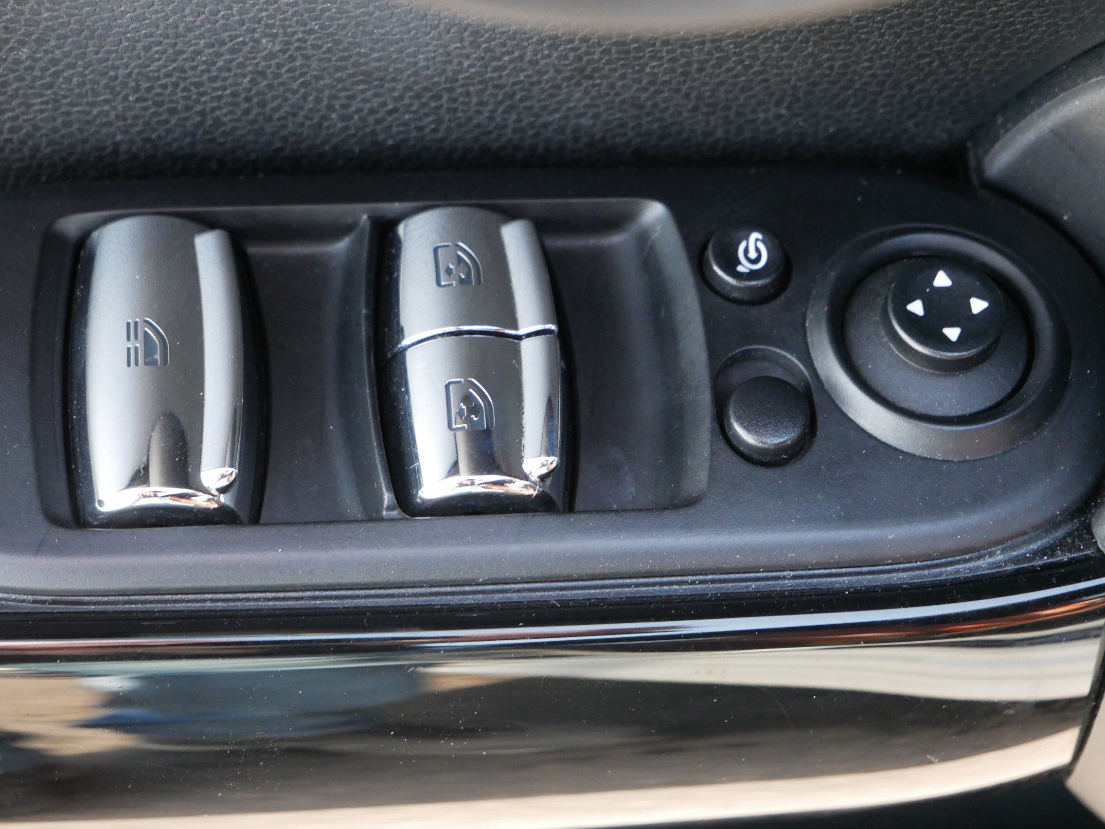 Used 2020 MINI Cooper John Cooper Works w/ Driver Assistance Package image 18