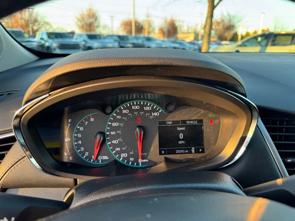 Used 2021 Chevrolet Trax LT w/ Driver Confidence Package image 13