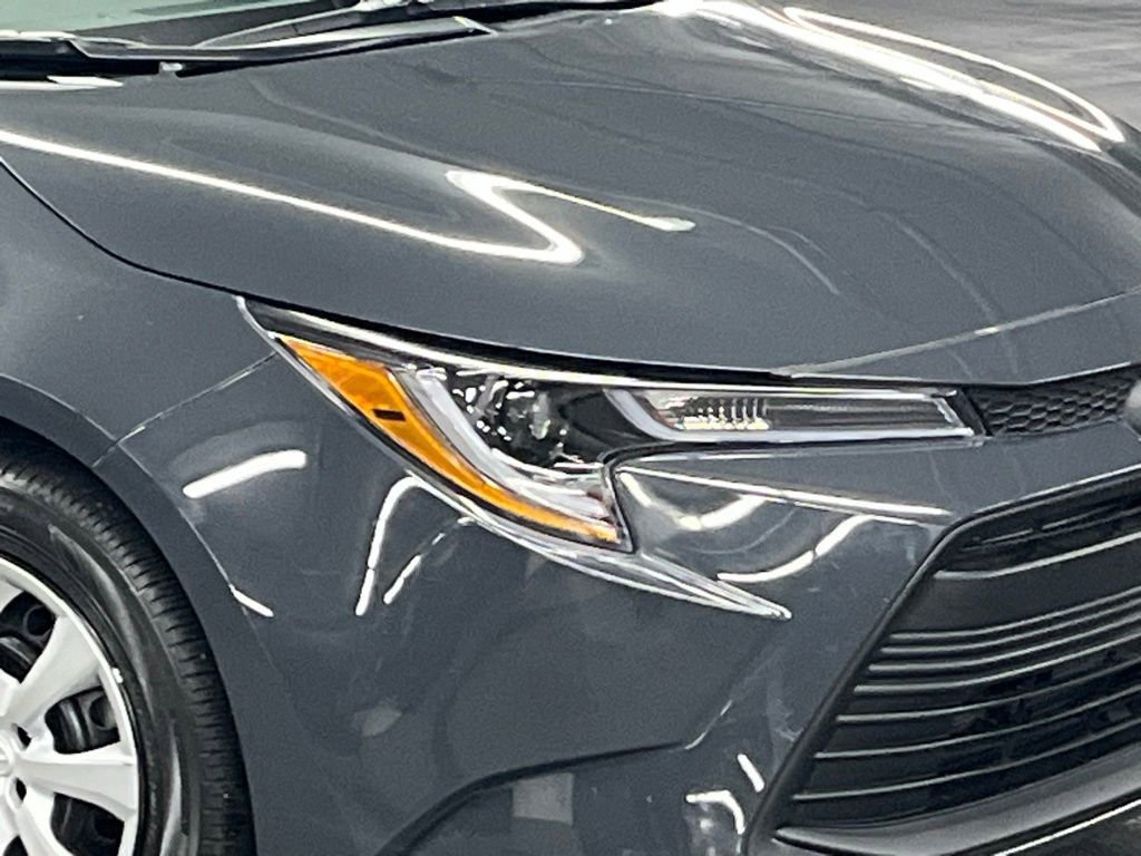 Used 2024 Toyota Corolla LE image 37