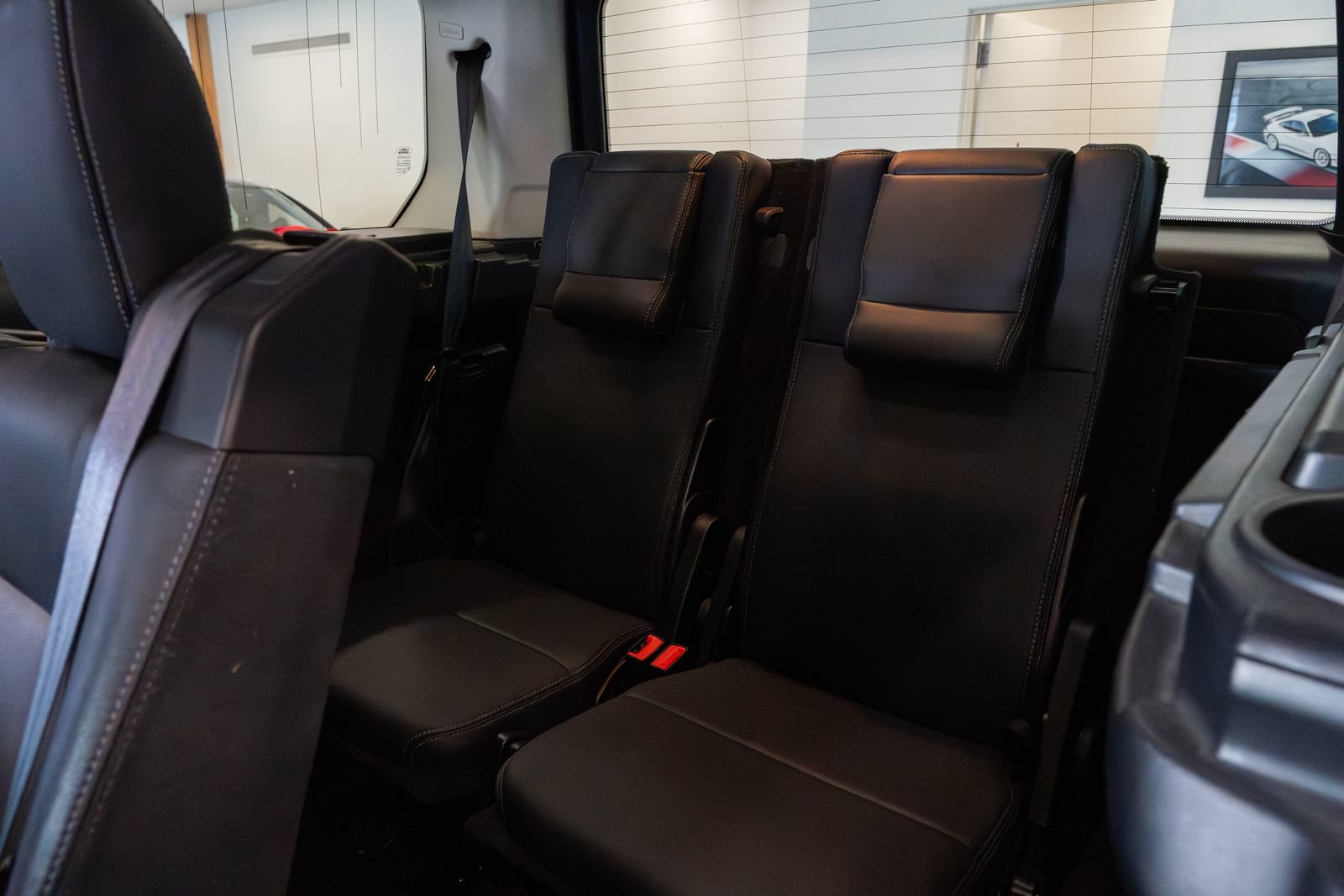 Used 2014 Land Rover LR4 HSE AWD/4WD image 17