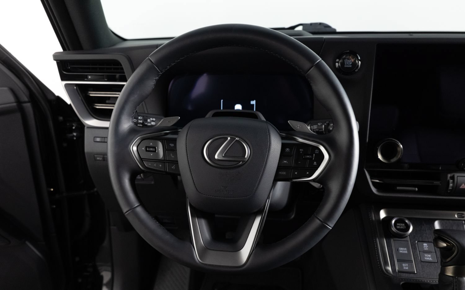 Used 2025 Lexus GX 550 w/ Cold Area Package AWD/4WD image 37