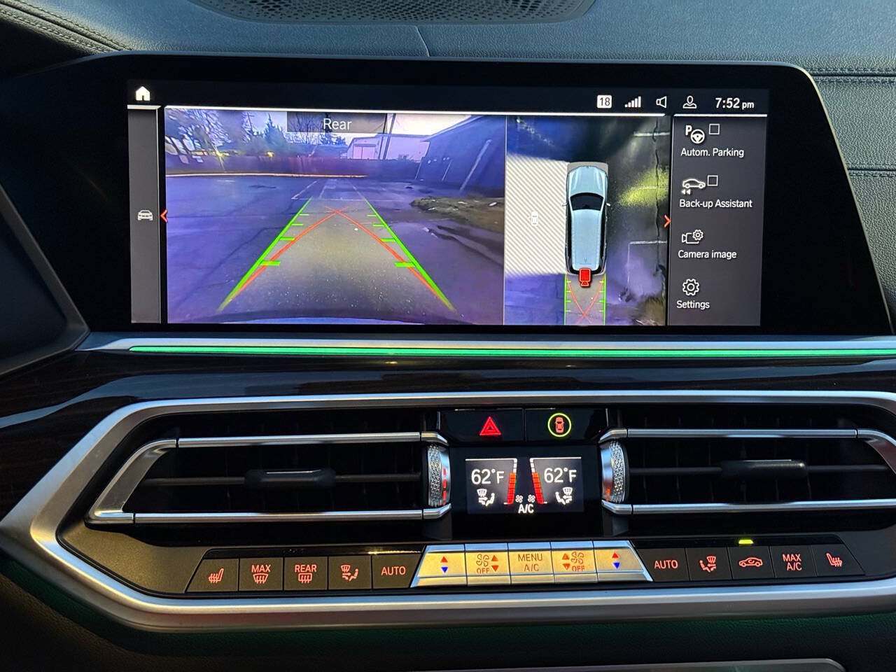 Used 2019 BMW X7 xDrive50i w/ Cold Weather Package AWD/4WD image 16