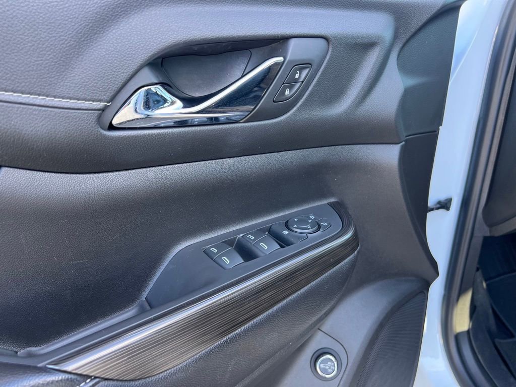 Used 2019 GMC Acadia SLT w/ Black Edition image 14