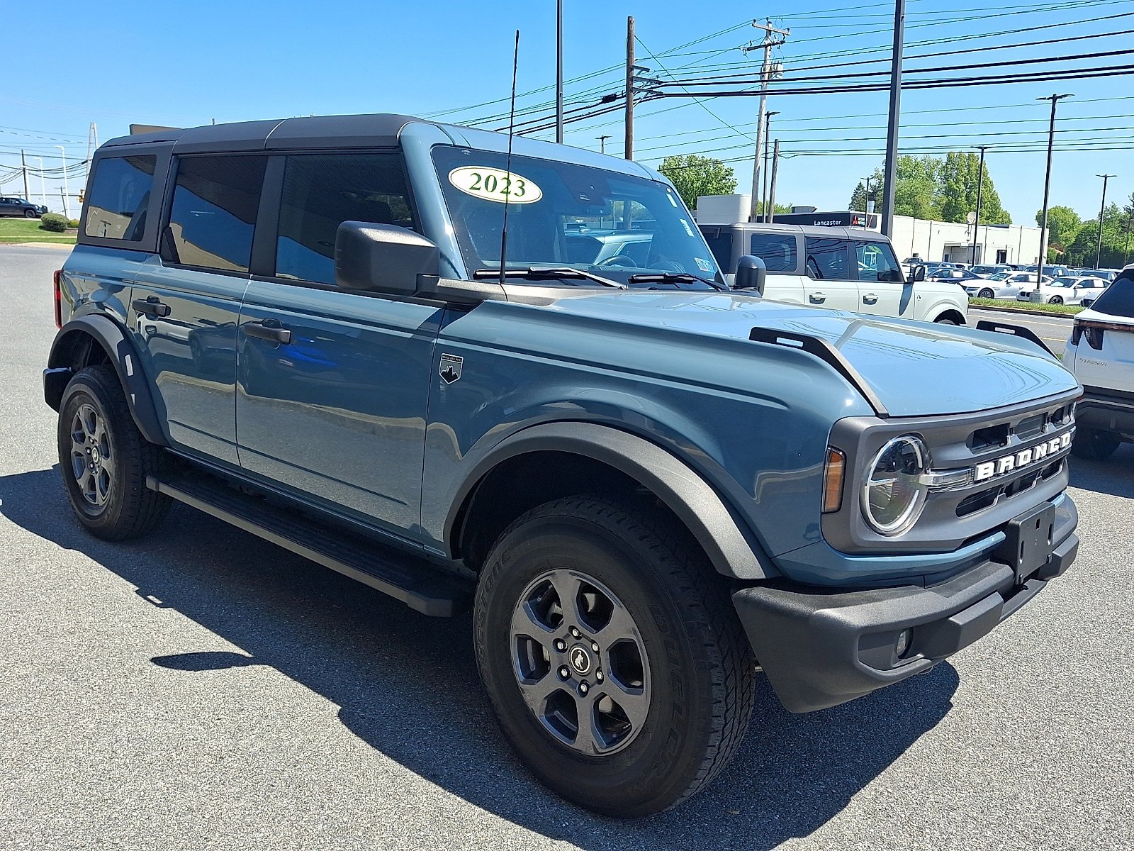 Used 2023 Ford Bronco Big Bend AWD/4WD image 3