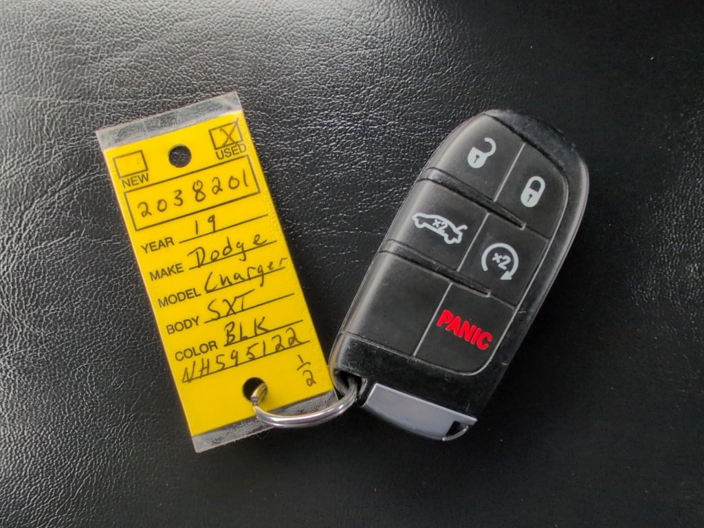 Used 2019 Dodge Charger SXT image 44