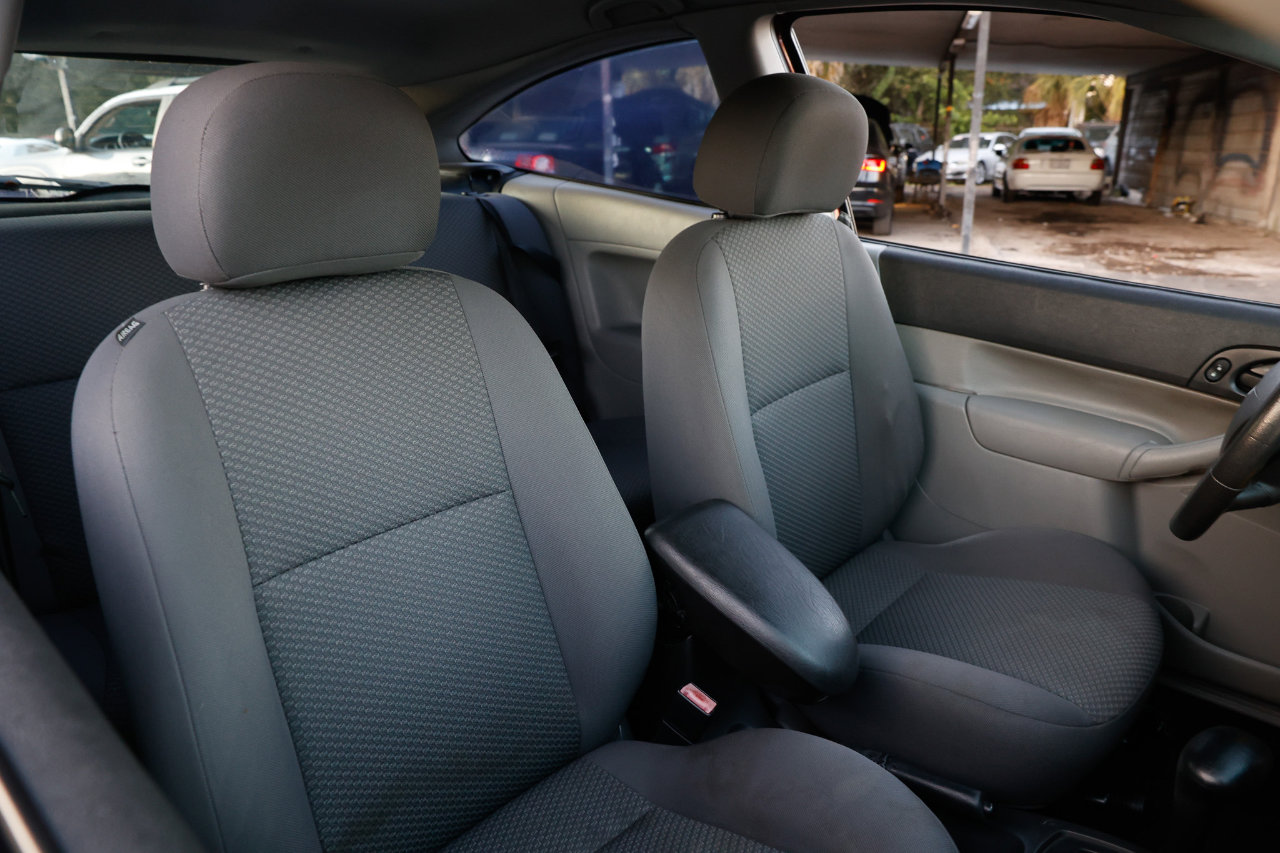 Used 2007 Ford Focus S image 16