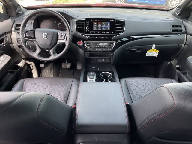 Certified 2025 Honda Ridgeline Black Edition image 9