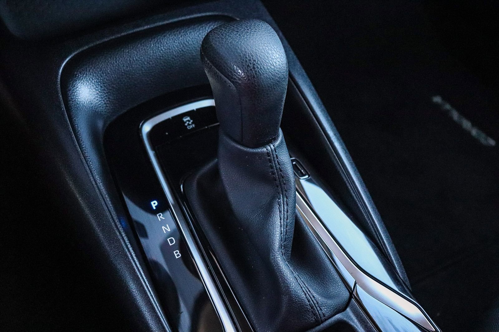 Certified 2020 Toyota Corolla LE image 28