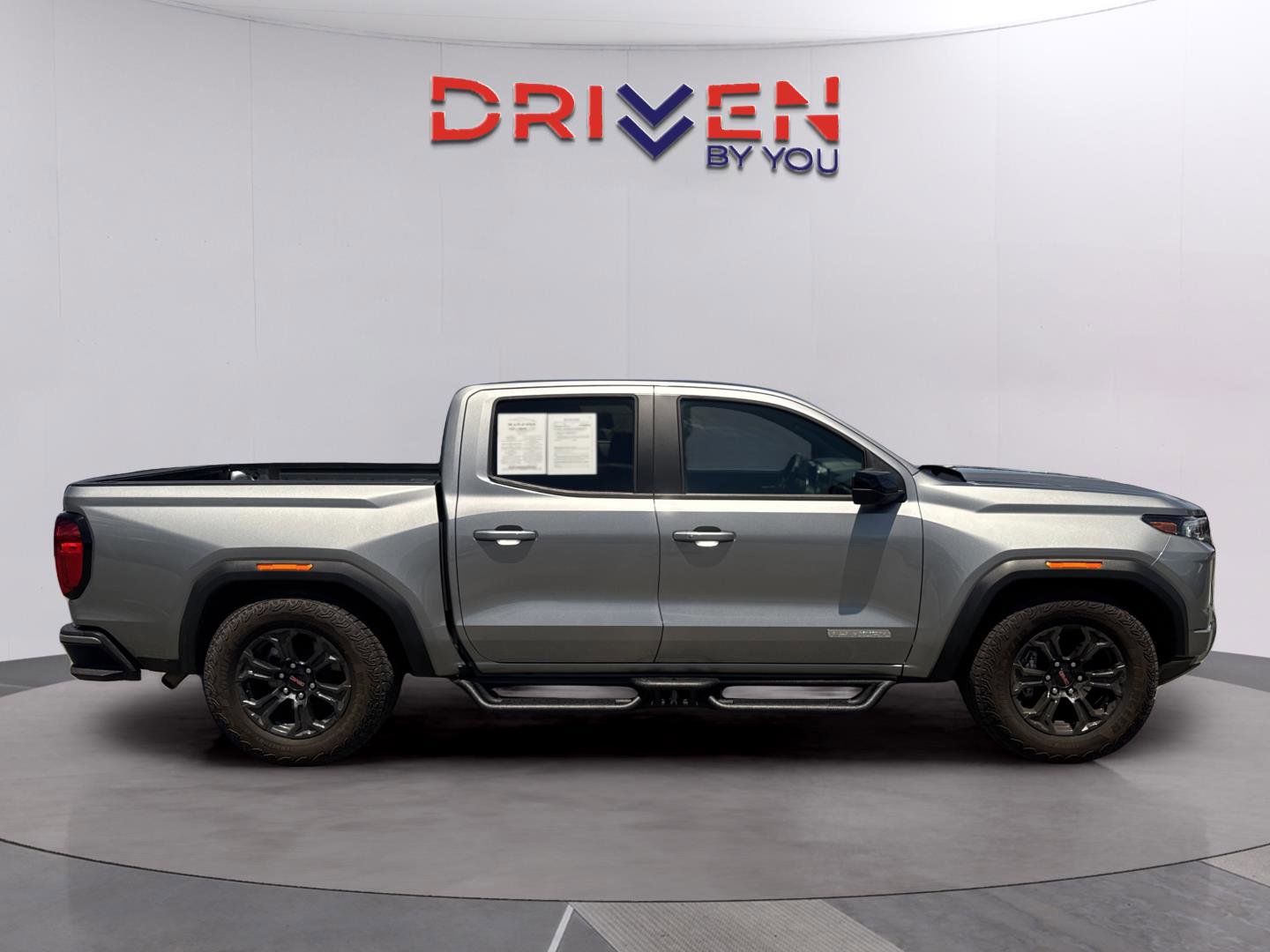 Used 2024 GMC Canyon Elevation w/ Elevation Premium Package RWD image 6