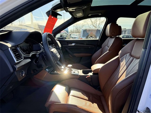 Used 2024 Audi Q5 2.0T Premium Plus image 16