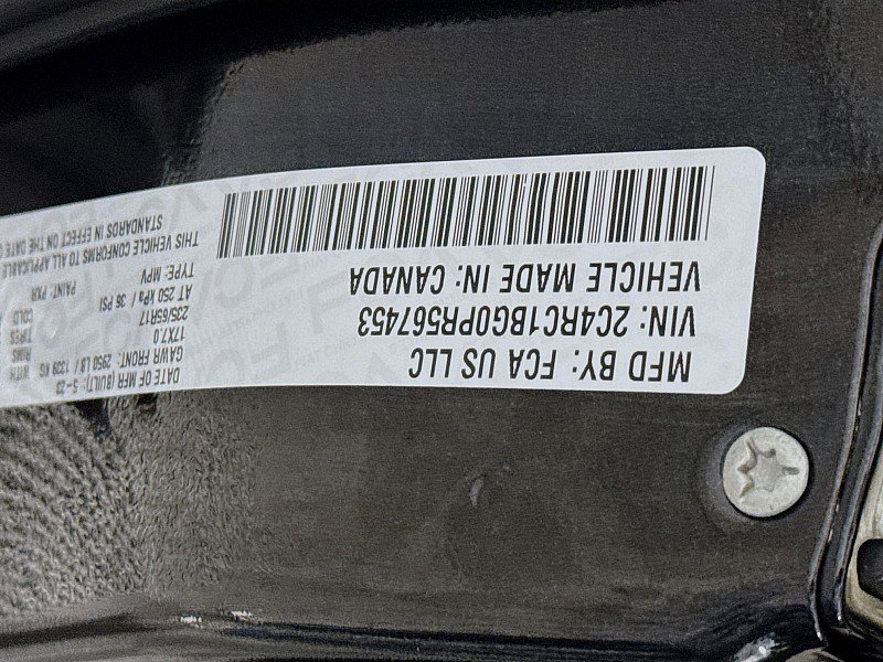 Used 2023 Chrysler Pacifica Touring-L image 32