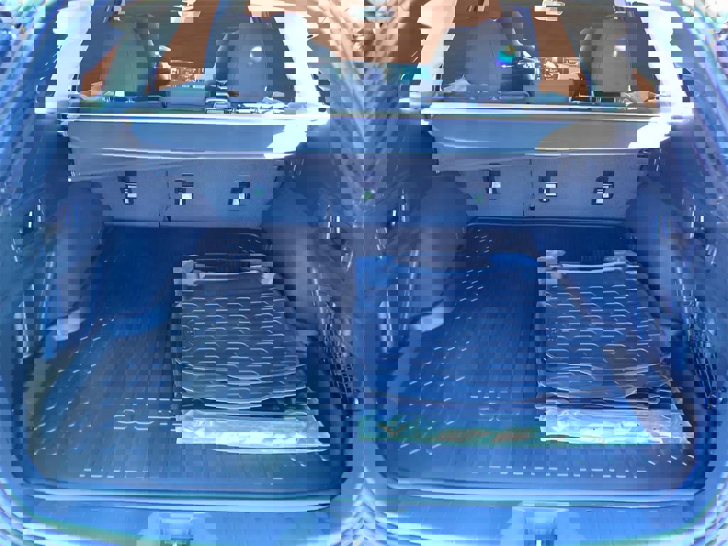 Certified 2025 Subaru Outback Premium image 15