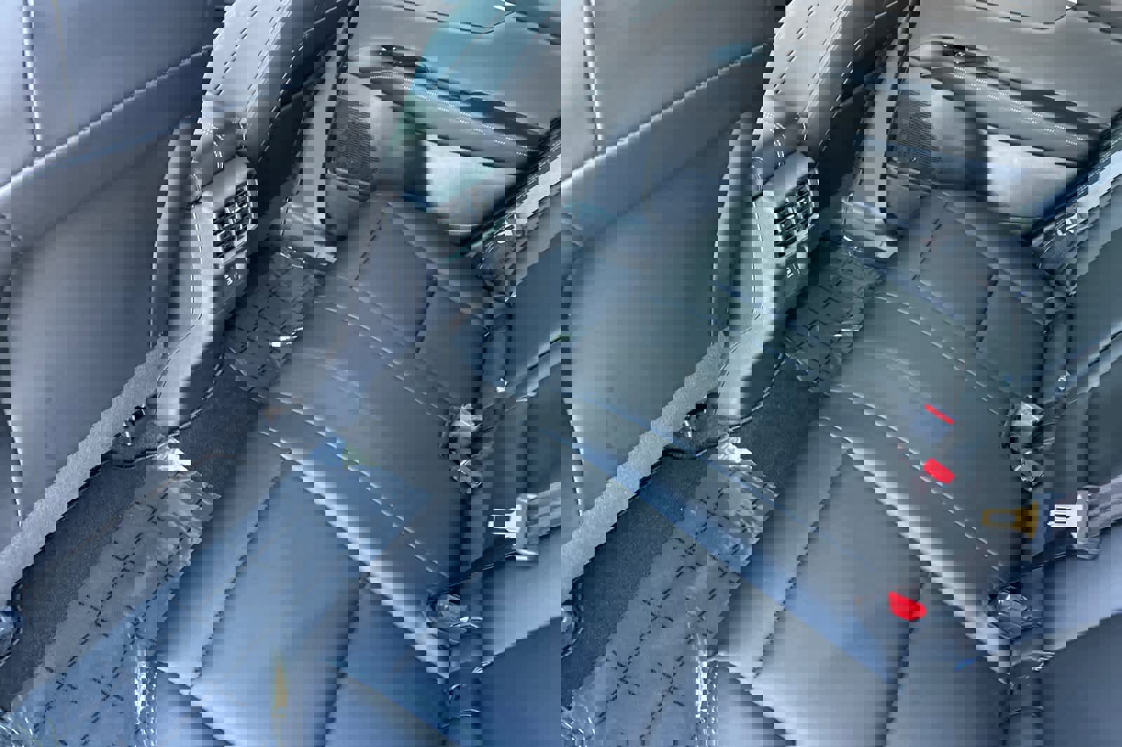 New 2025 Nissan Murano SV image 4