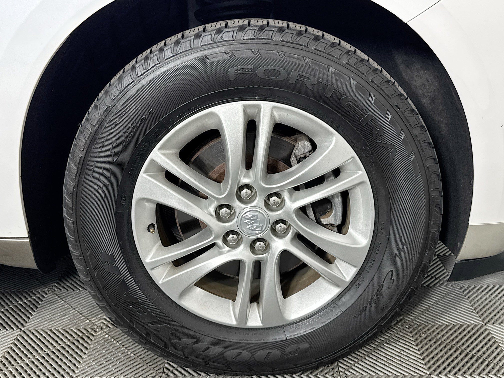 Used 2019 Buick Enclave Essence AWD/4WD image 57