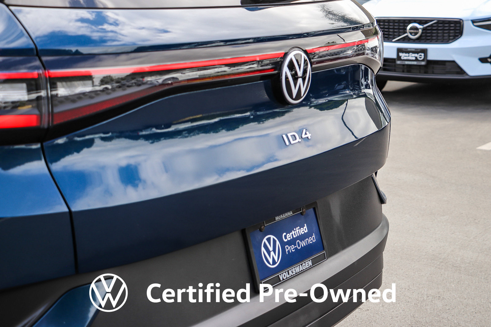 Used 2023 Volkswagen ID.4 Pro RWD image 11