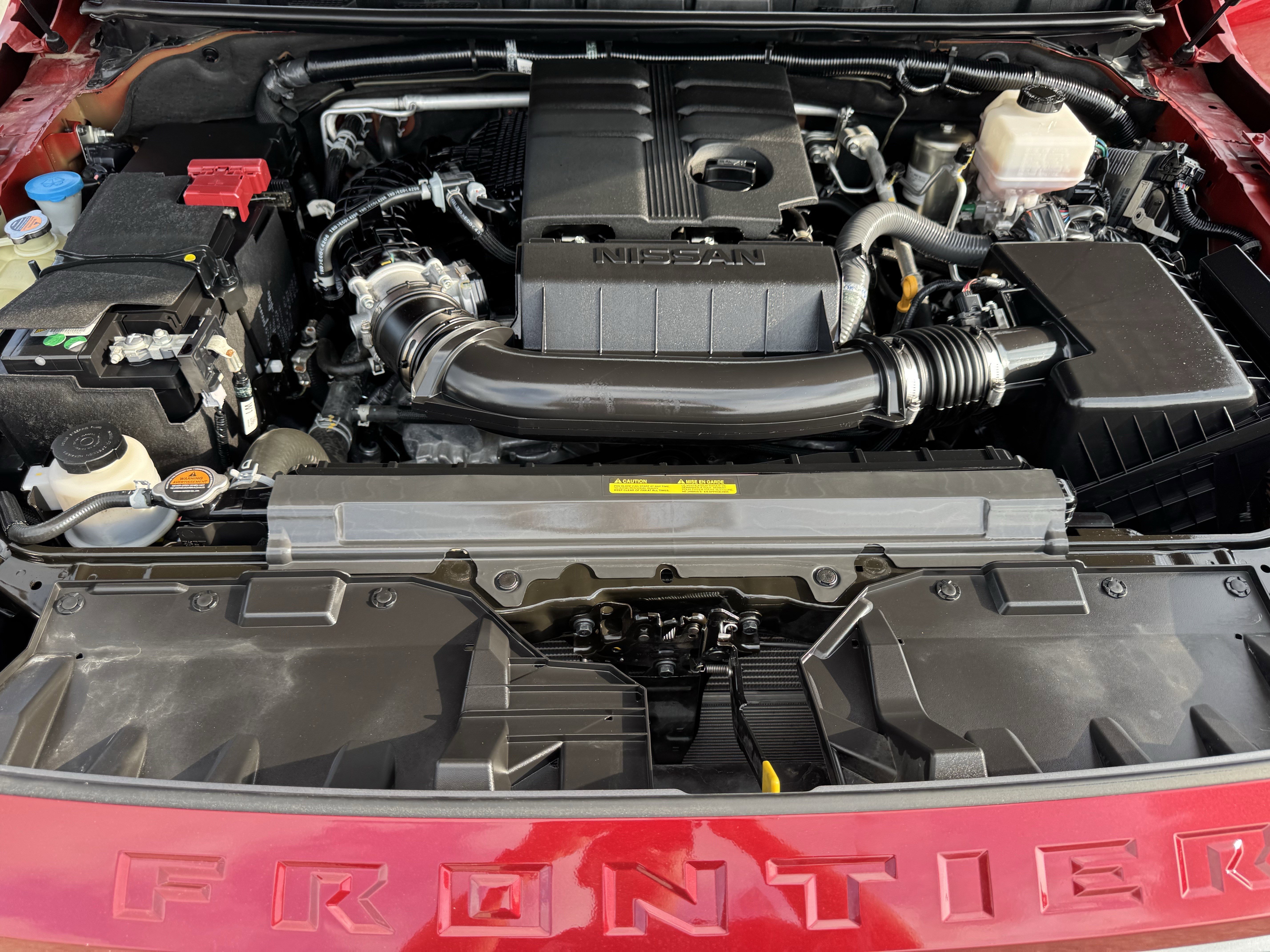 Used 2024 Nissan Frontier SL RWD image 32