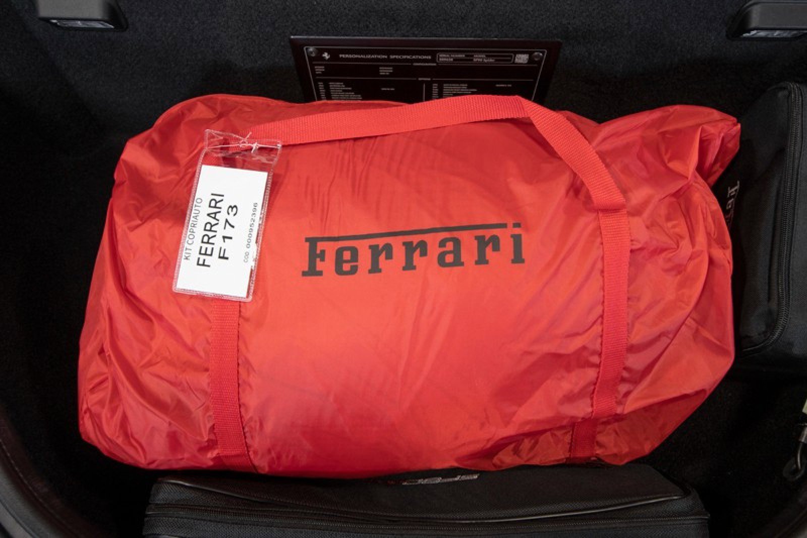 Used 2024 Ferrari SF90 Spider image 95