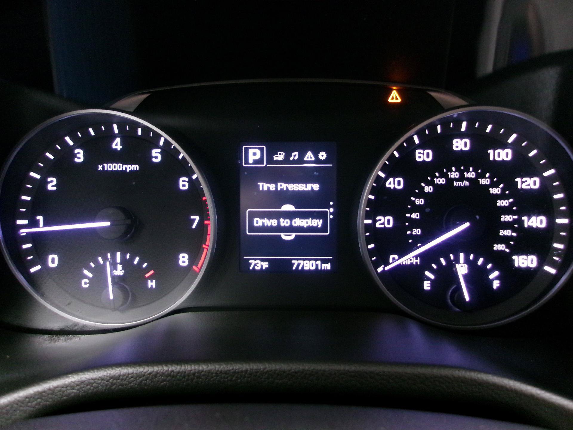 Used 2018 Hyundai Elantra Value Edition FWD image 9