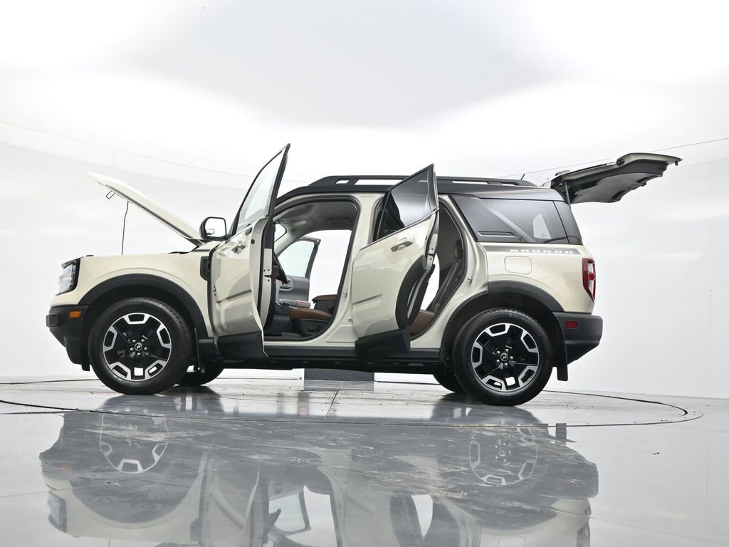Used 2024 Ford Bronco Sport Outer Banks w/ Tech Package AWD/4WD image 58