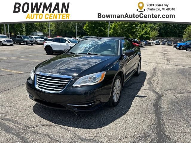 Used 2014 Chrysler 200 Touring FWD video 1