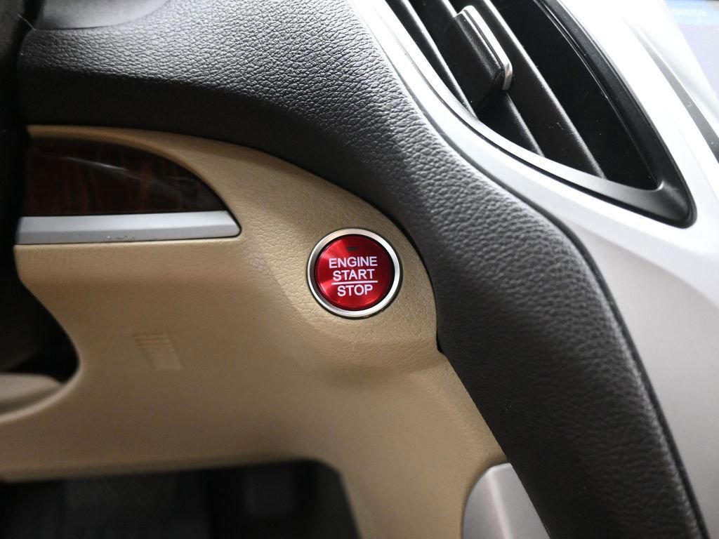 Used 2019 Acura TLX FWD image 16