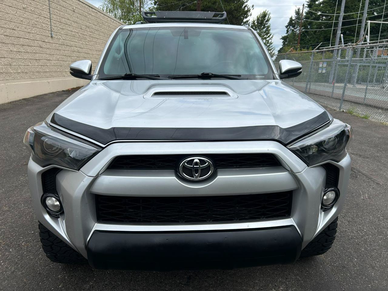 Used 2015 Toyota 4Runner Trail Premium AWD/4WD image 2