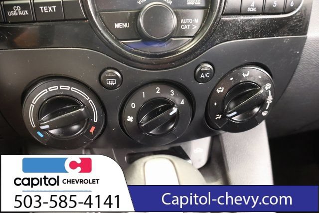 Used 2014 MAZDA MAZDA2 Sport FWD image 20
