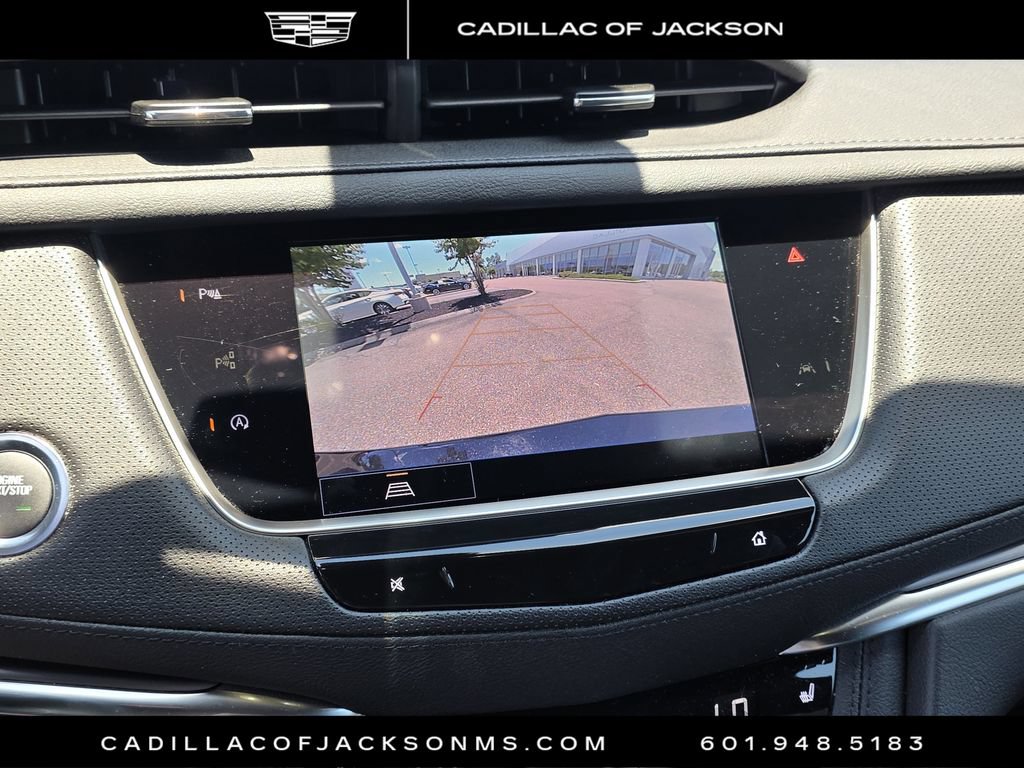 Certified 2025 Cadillac XT5 Luxury FWD image 15