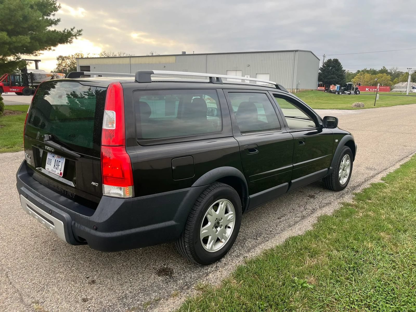 Used 2006 Volvo XC70 Ocean Race Edition AWD/4WD image 5