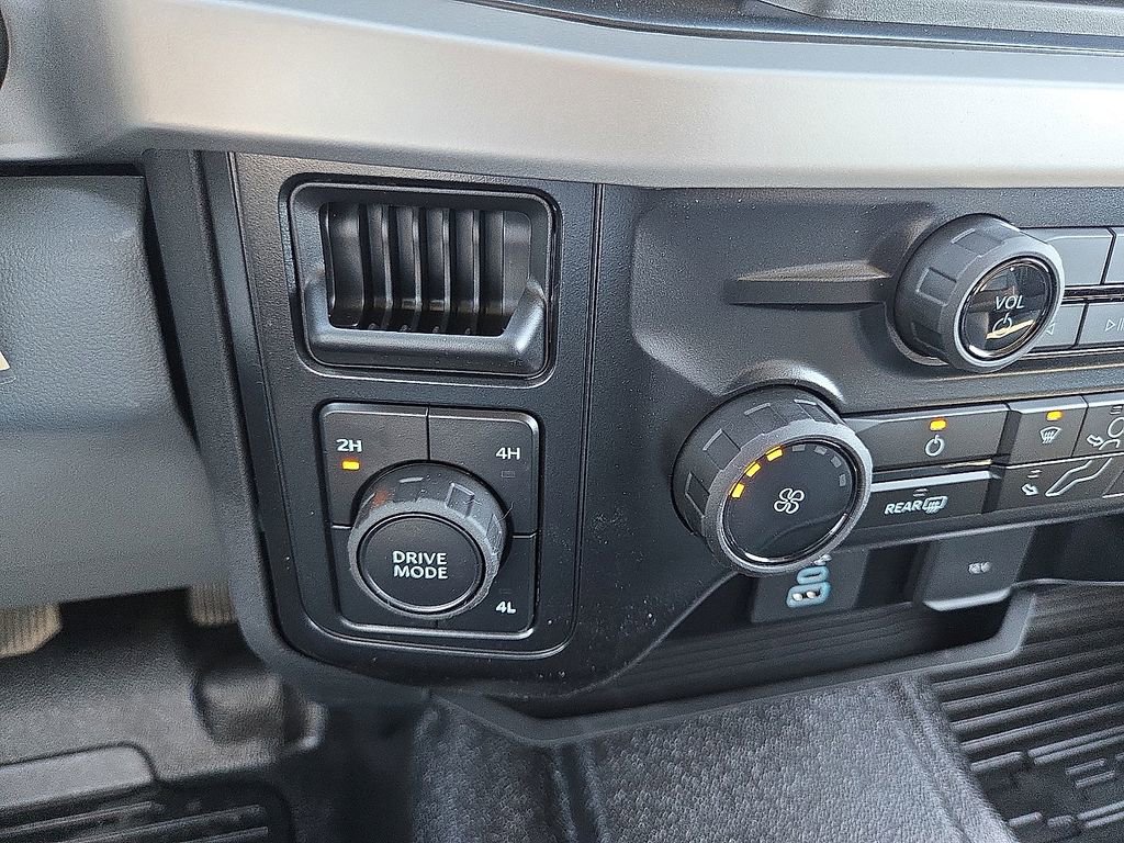 New 2026 Ford F350 XL w/ XL Chrome Package image 13
