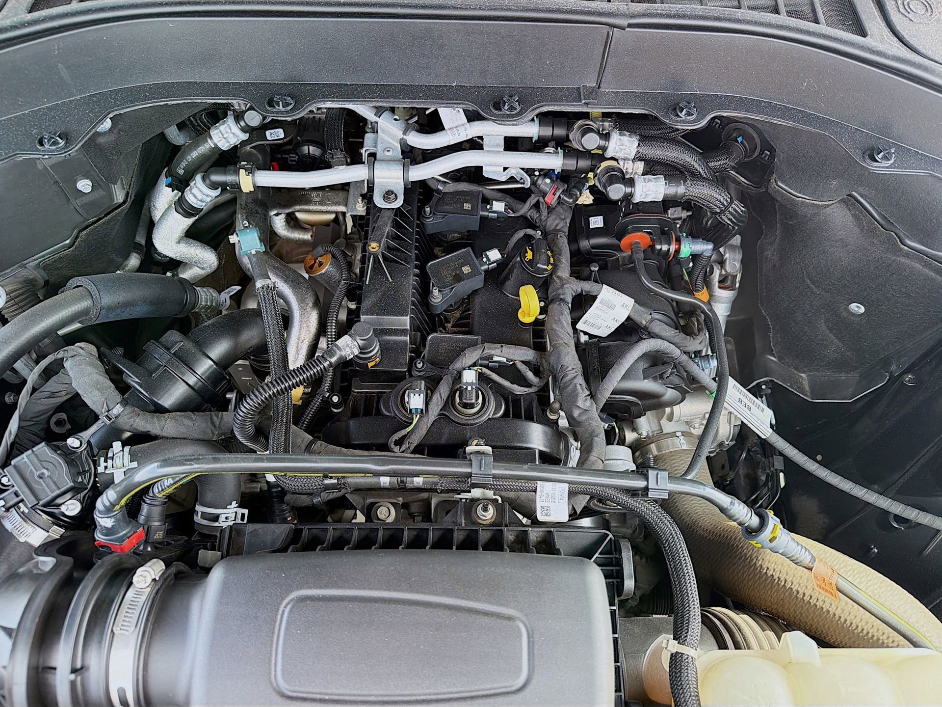 Used 2021 Ford Explorer XLT w/ Equipment Group 202A RWD image 35