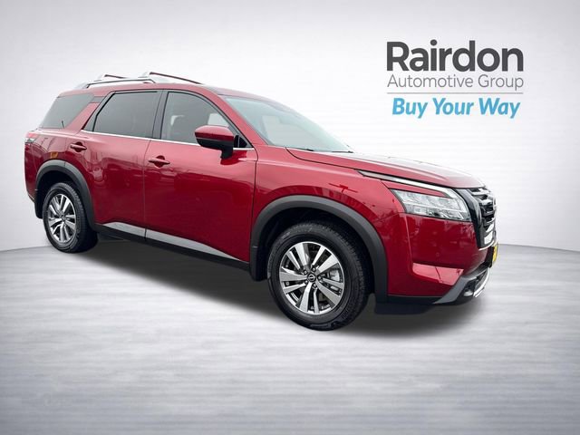 Used 2023 Nissan Pathfinder SL w/ Black Appearance Package