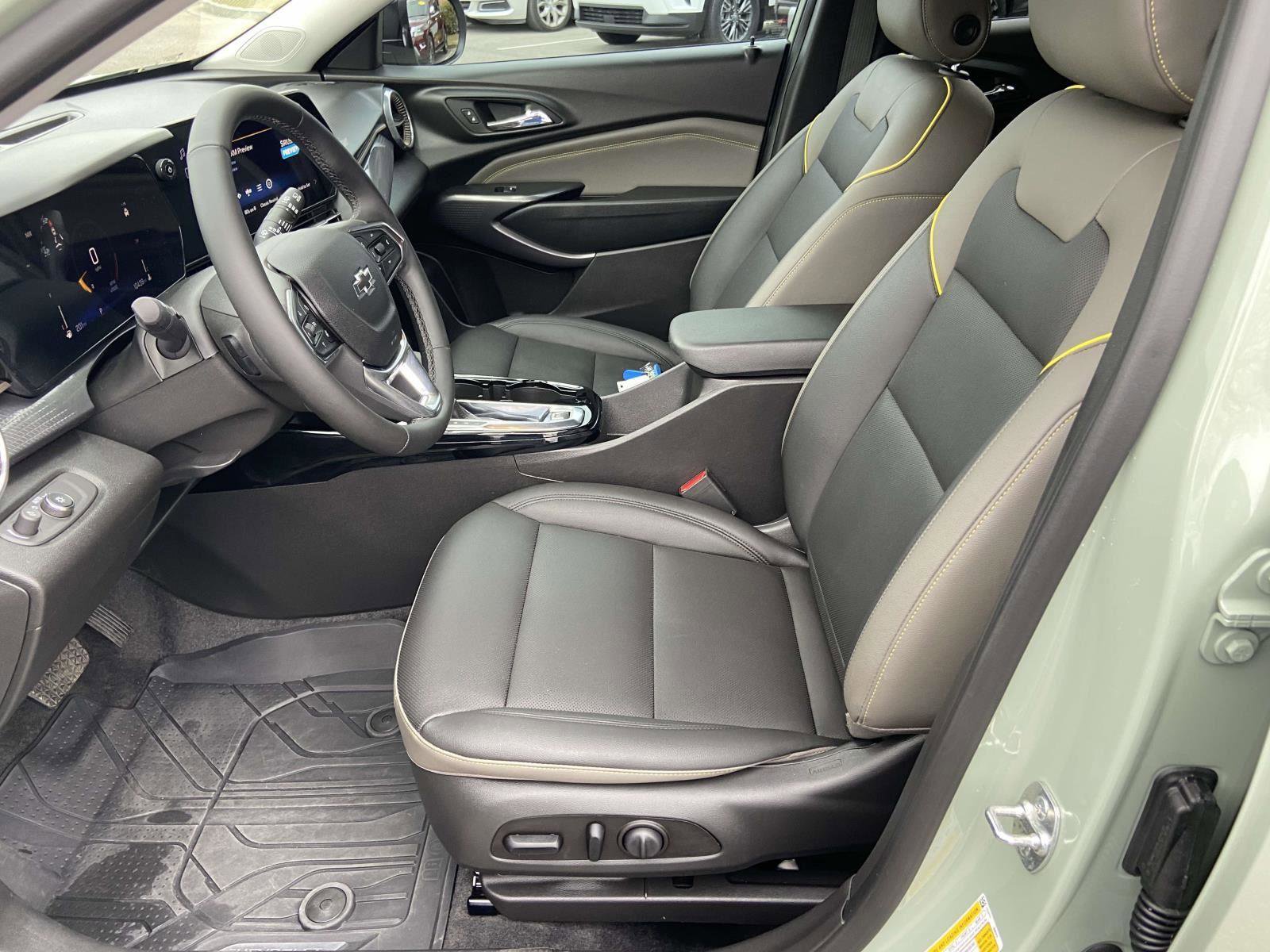 Certified 2025 Chevrolet Trax ACTIV w/ Driver Confidence Package image 7