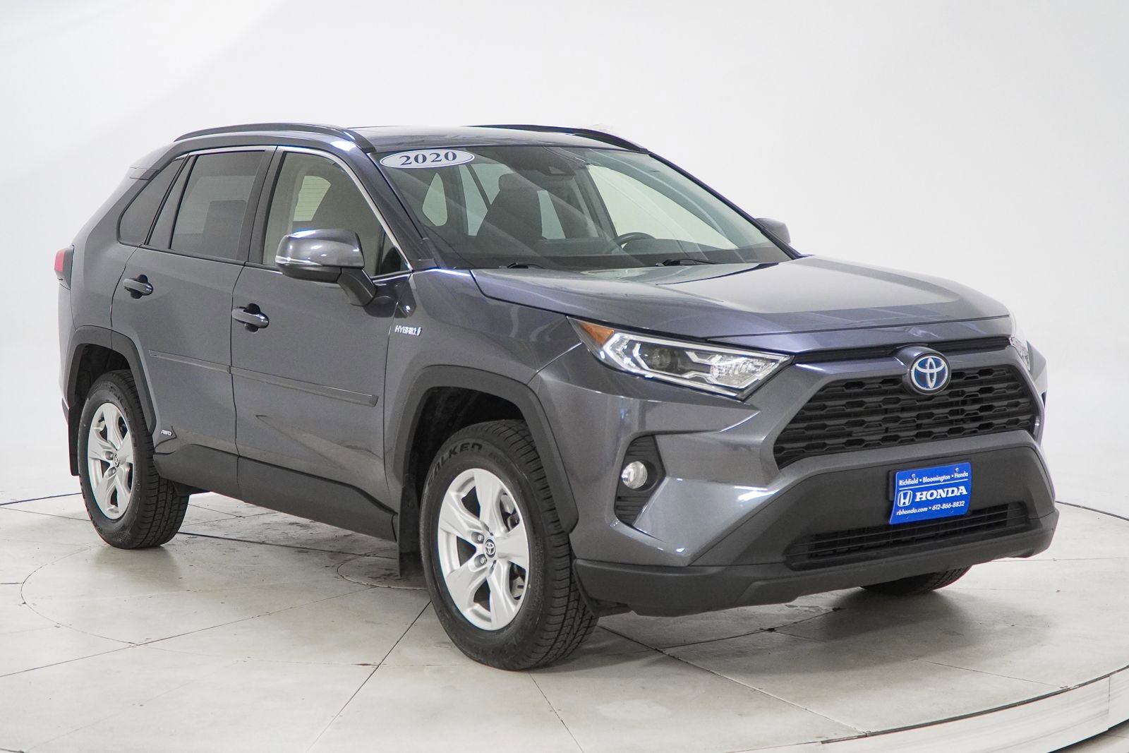Used 2020 Toyota RAV4 XLE w/ Convenience Package AWD/4WD image 15