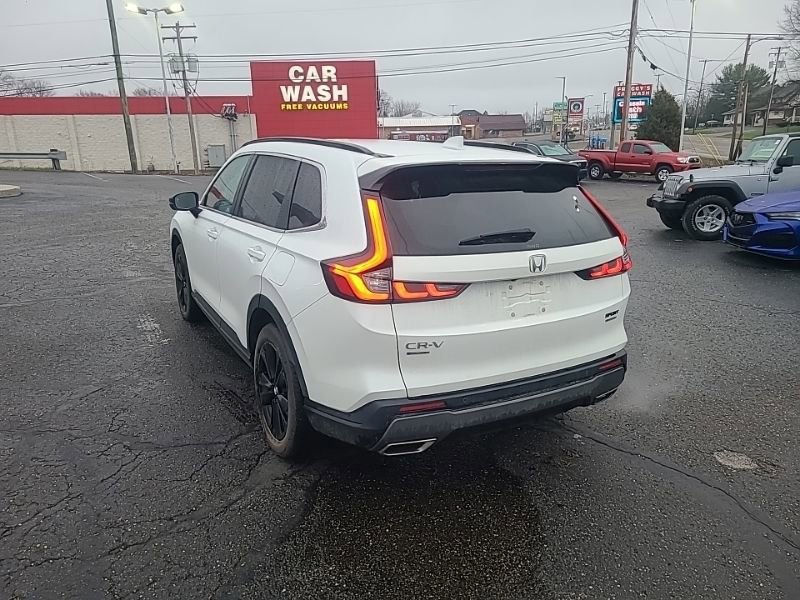 Used 2023 Honda CR-V Sport Touring image 4