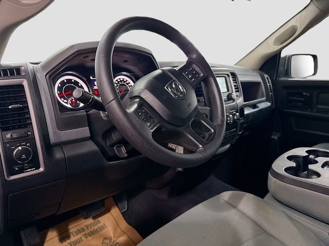 Used 2017 RAM 1500 Express w/ Express Value Package AWD/4WD image 10