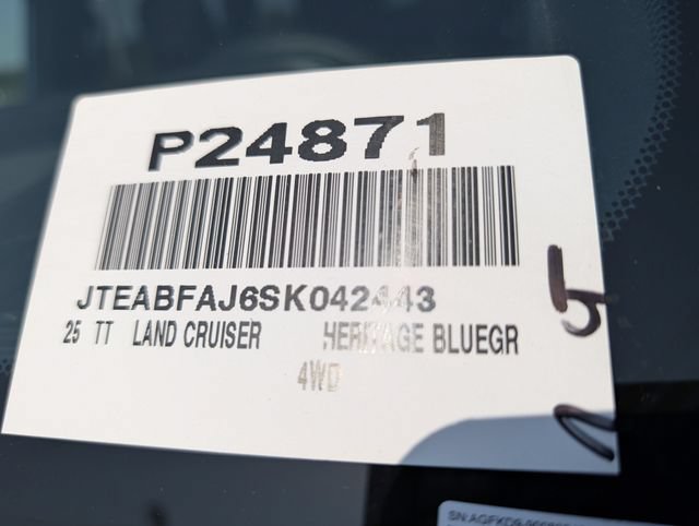 Certified 2025 Toyota Land Cruiser w/ Premium Package AWD/4WD image 40
