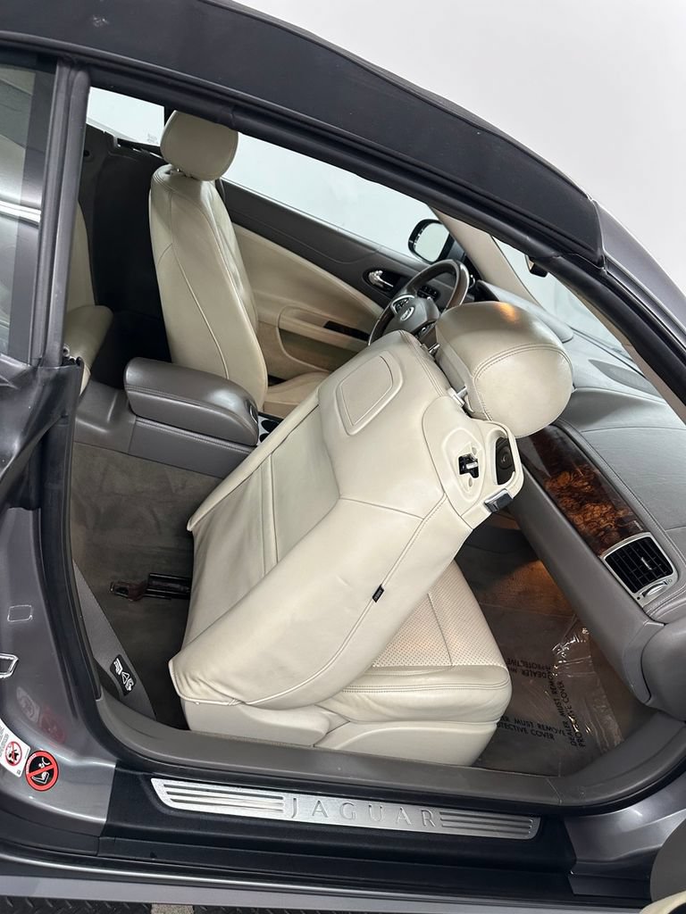 Used 2012 Jaguar XK Convertible RWD image 28
