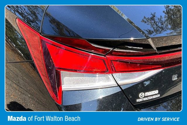 Used 2021 Hyundai Elantra SEL w/ Convenience Package image 20