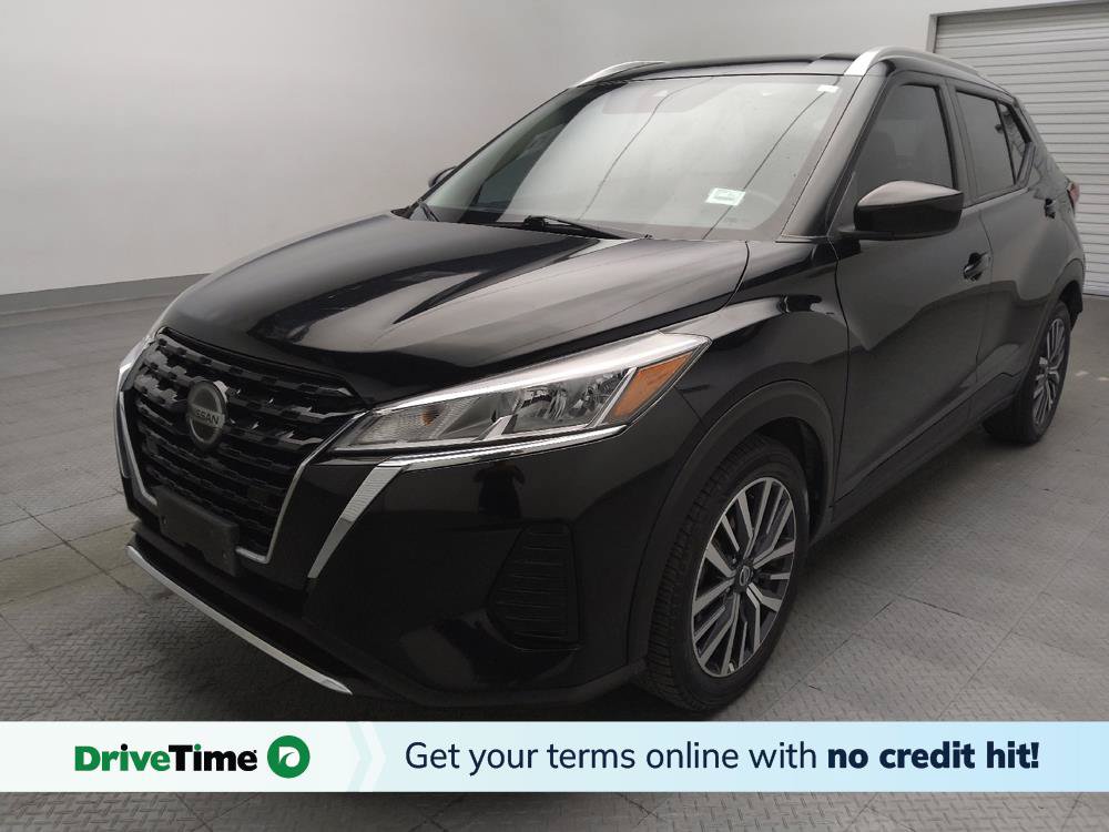 Used 2021 Nissan Kicks SV FWD image 1