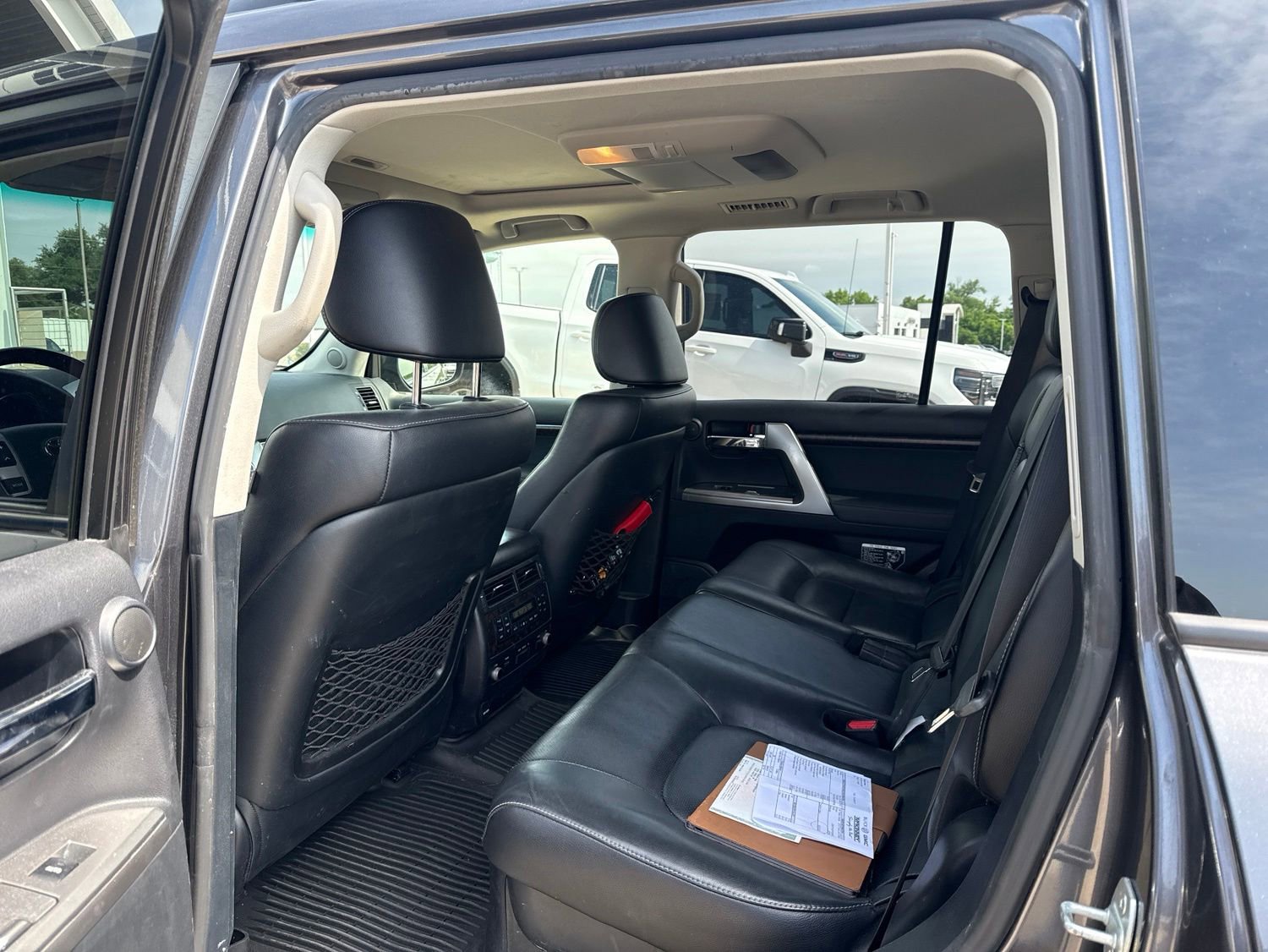 Used 2015 Toyota Land Cruiser AWD/4WD image 9
