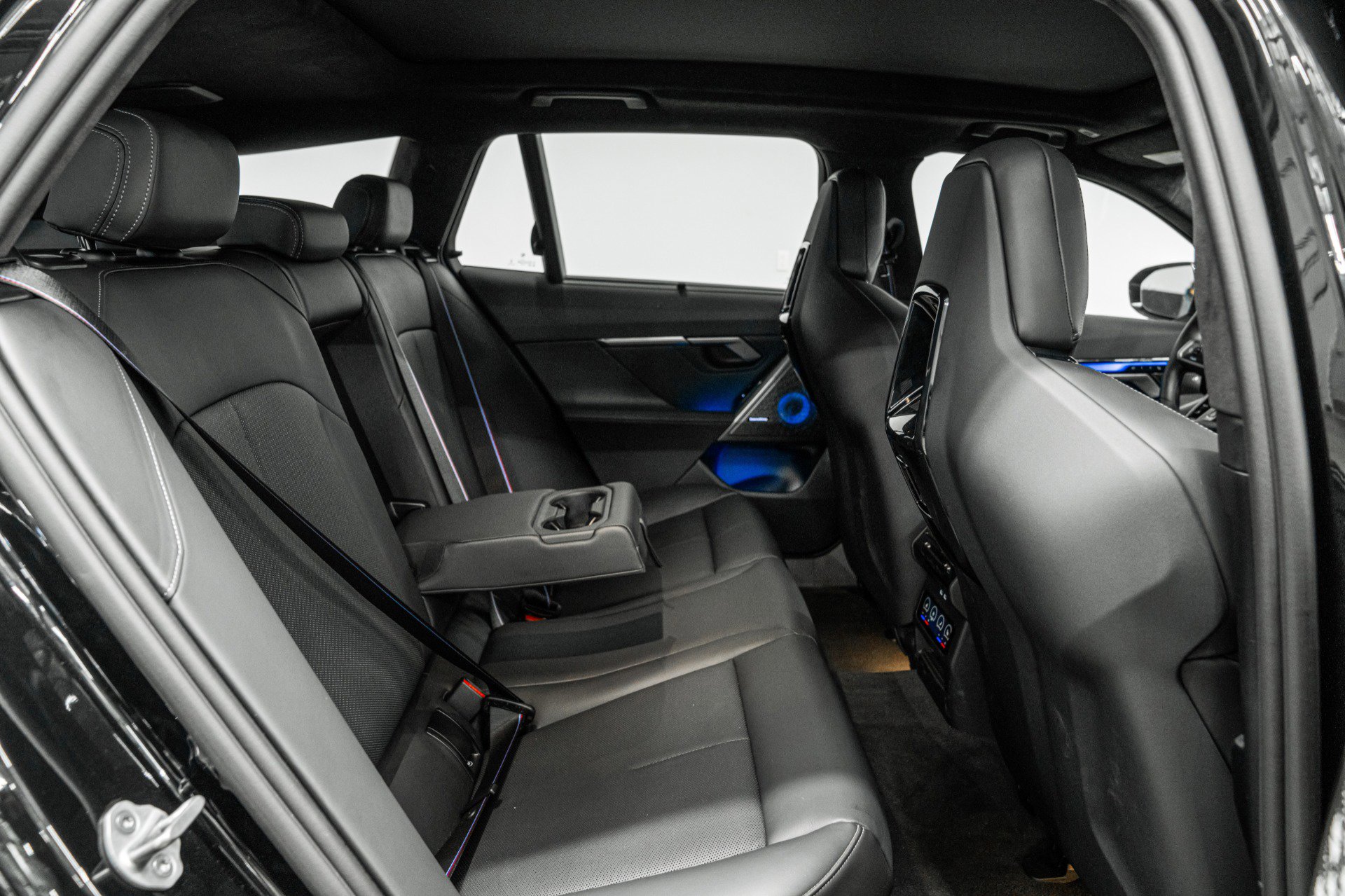 Used 2025 BMW M5 Touring w/ M Driver's Package image 35