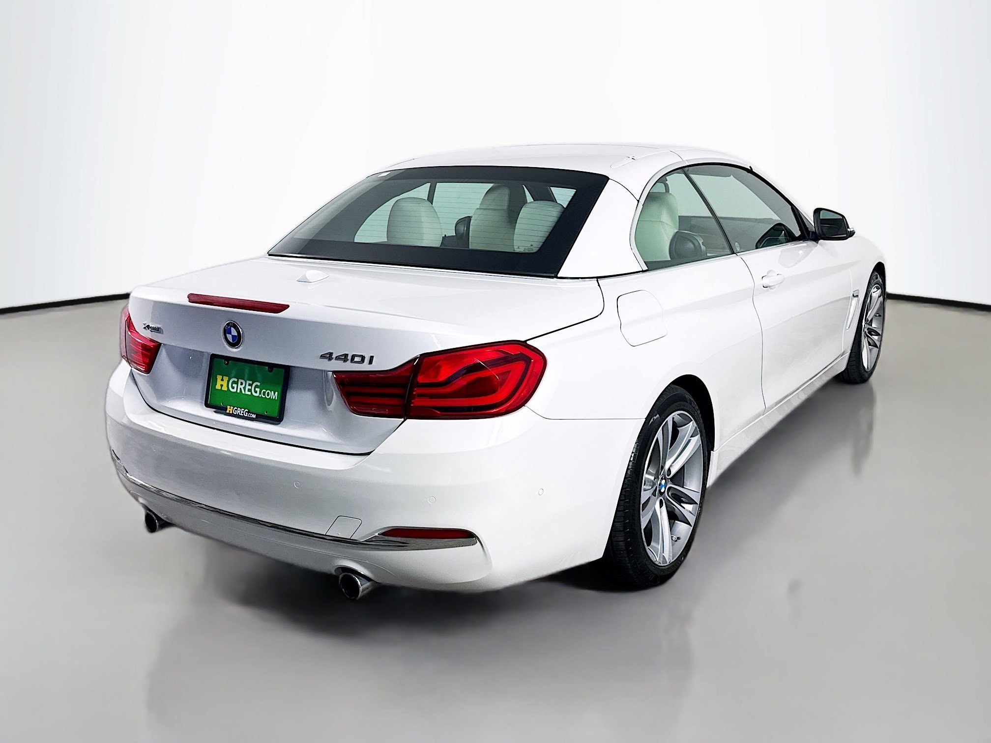 Used 2018 BMW 440i xDrive Convertible image 10