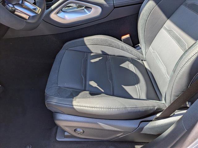 New 2026 Mercedes-Benz GLE 53 AMG 4MATIC Coupe image 4