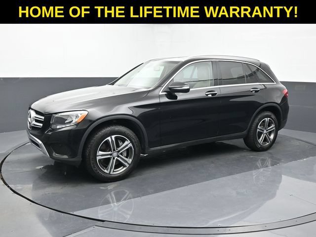 Used 2016 Mercedes-Benz GLC 300 4MATIC image 2
