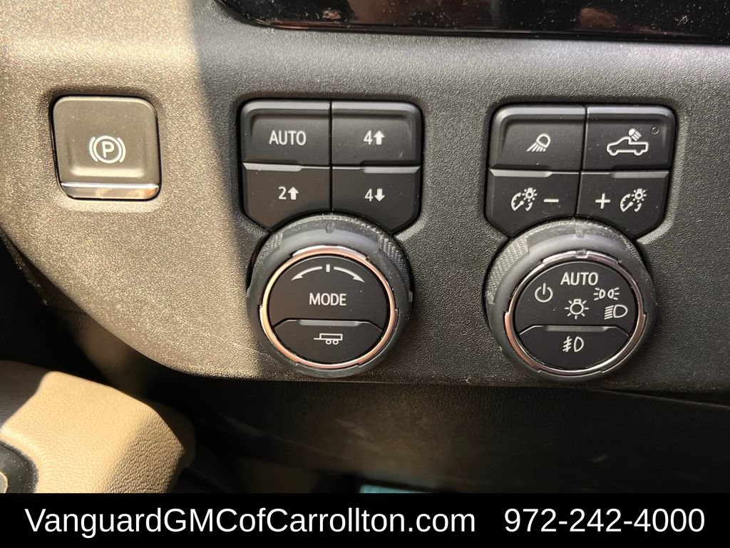 Used 2024 Chevrolet Silverado 2500 ZR2 w/ Technology Package AWD/4WD image 21