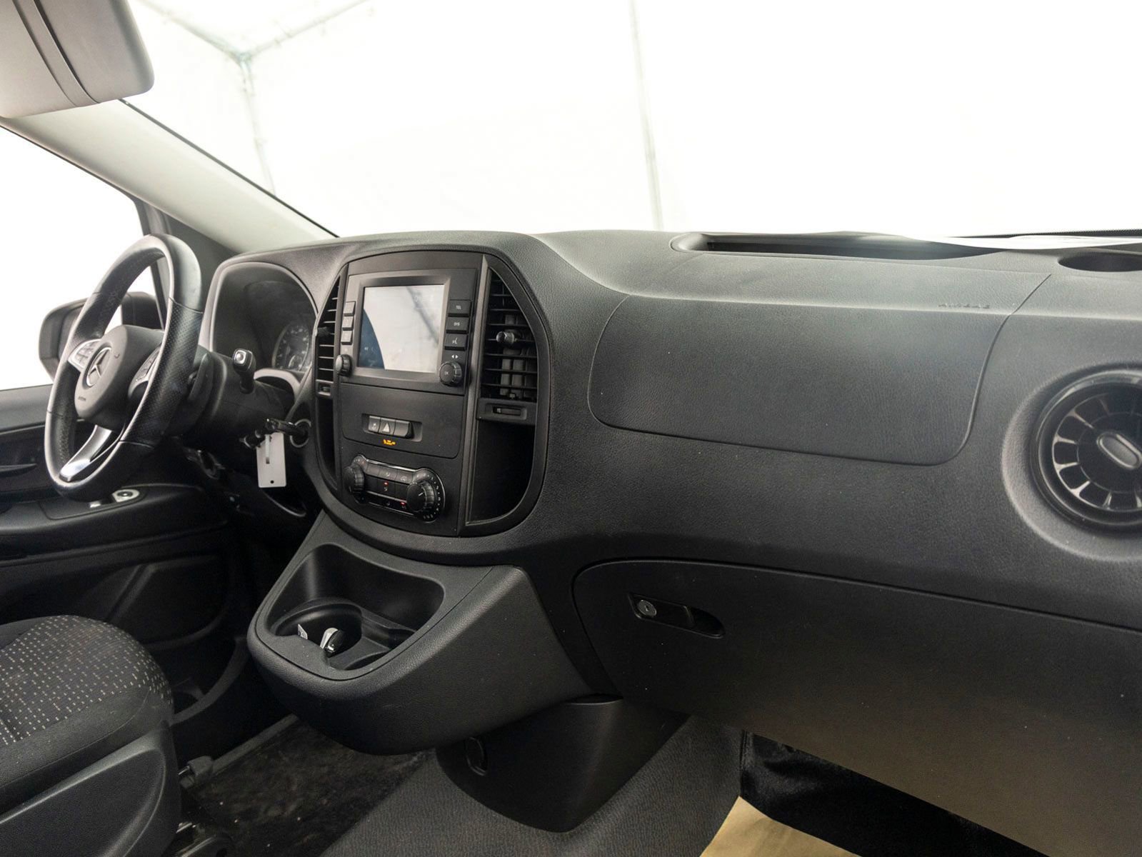 Used 2022 Mercedes-Benz Metris image 22