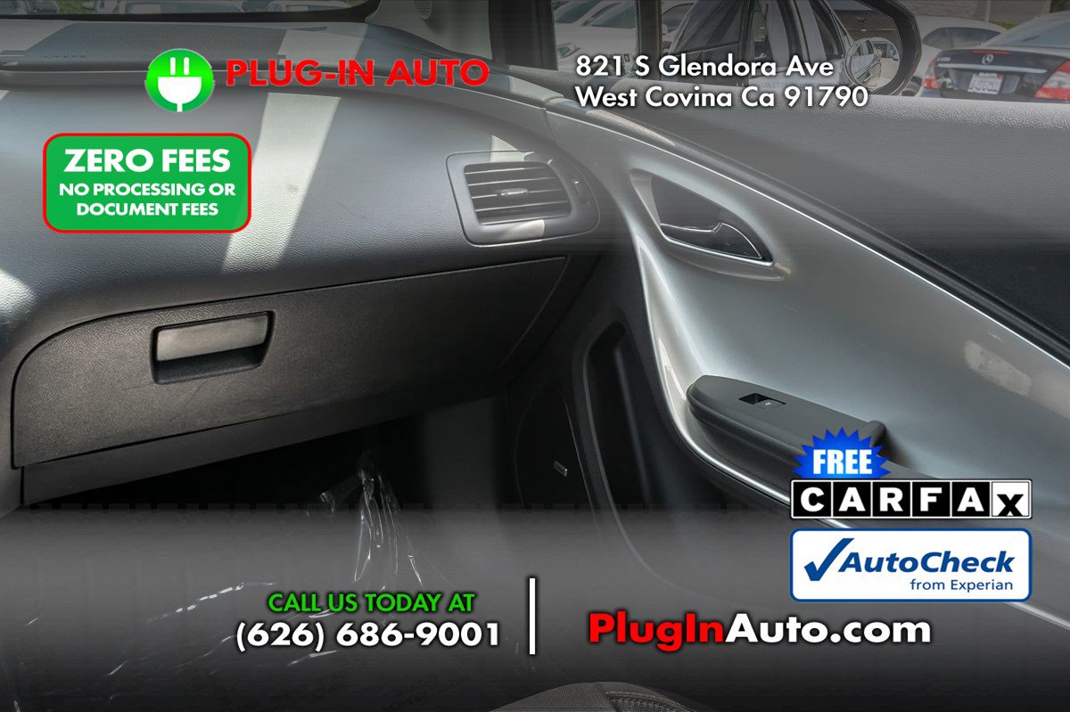 Used 2014 Chevrolet Volt Premium w/ Premium Trim Package FWD image 17
